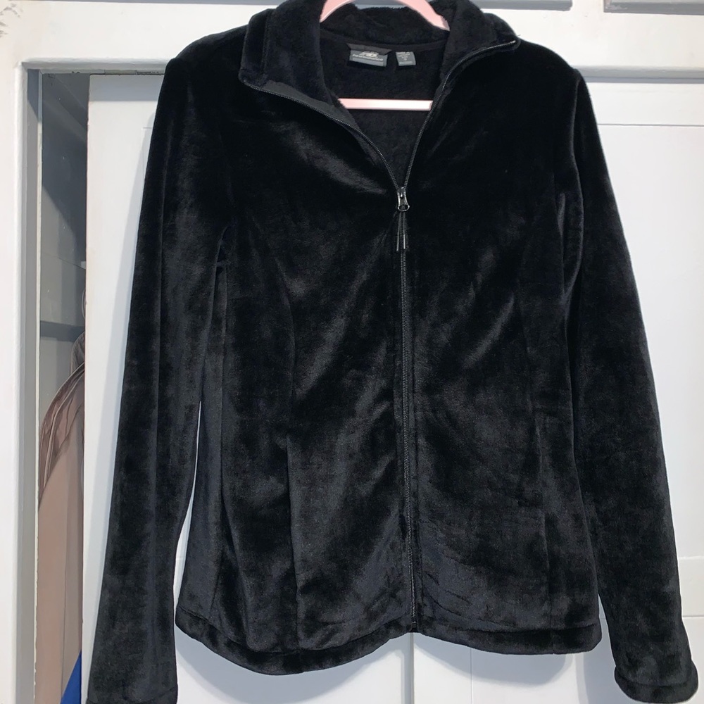 New Balance Fuzzy Zip up